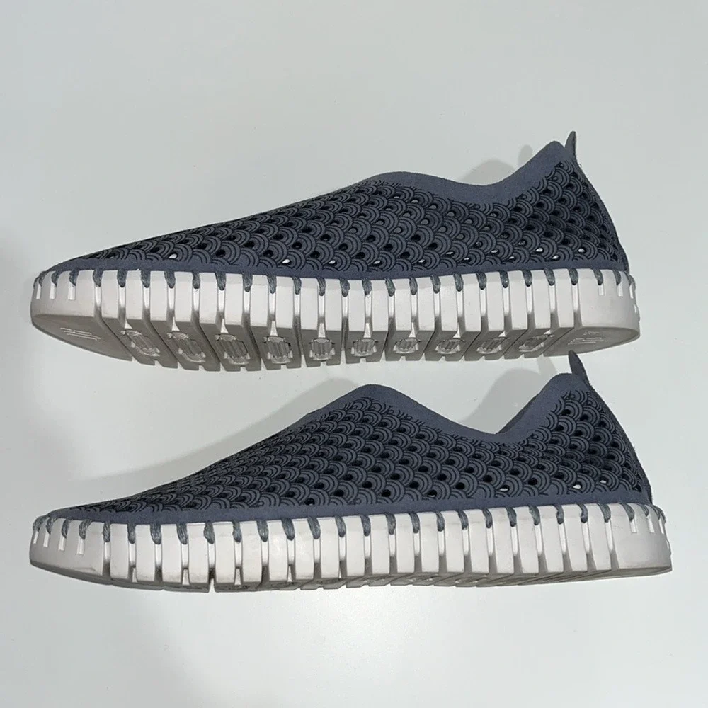 Ilse Jacobsen Tulip Slip On Flats Womens 37 Navy Blue Laser Cut Scallop Comfort